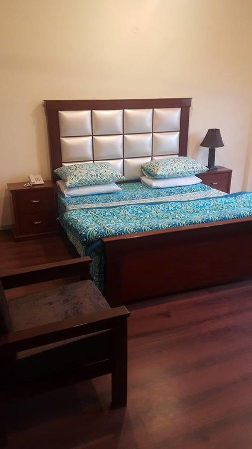 Divine Hotel Rawalpindi Dış mekan fotoğraf